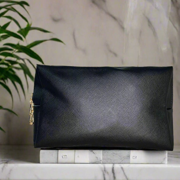 Everywhere Makeup Bag_3.png